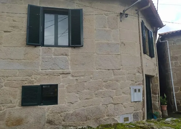 Casa Amil Da Vilaboa, 펜션 *