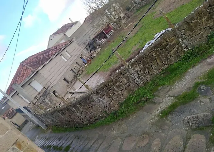 Casa Amil Da Vilaboa, * 알라리즈