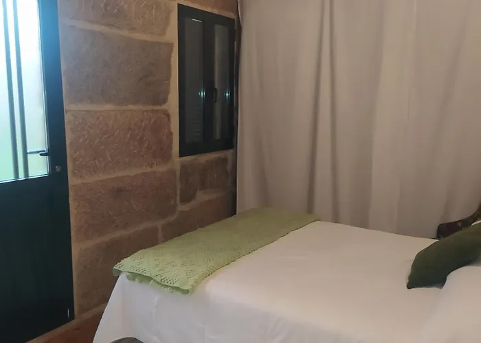 Casa Amil Da Vilaboa, *